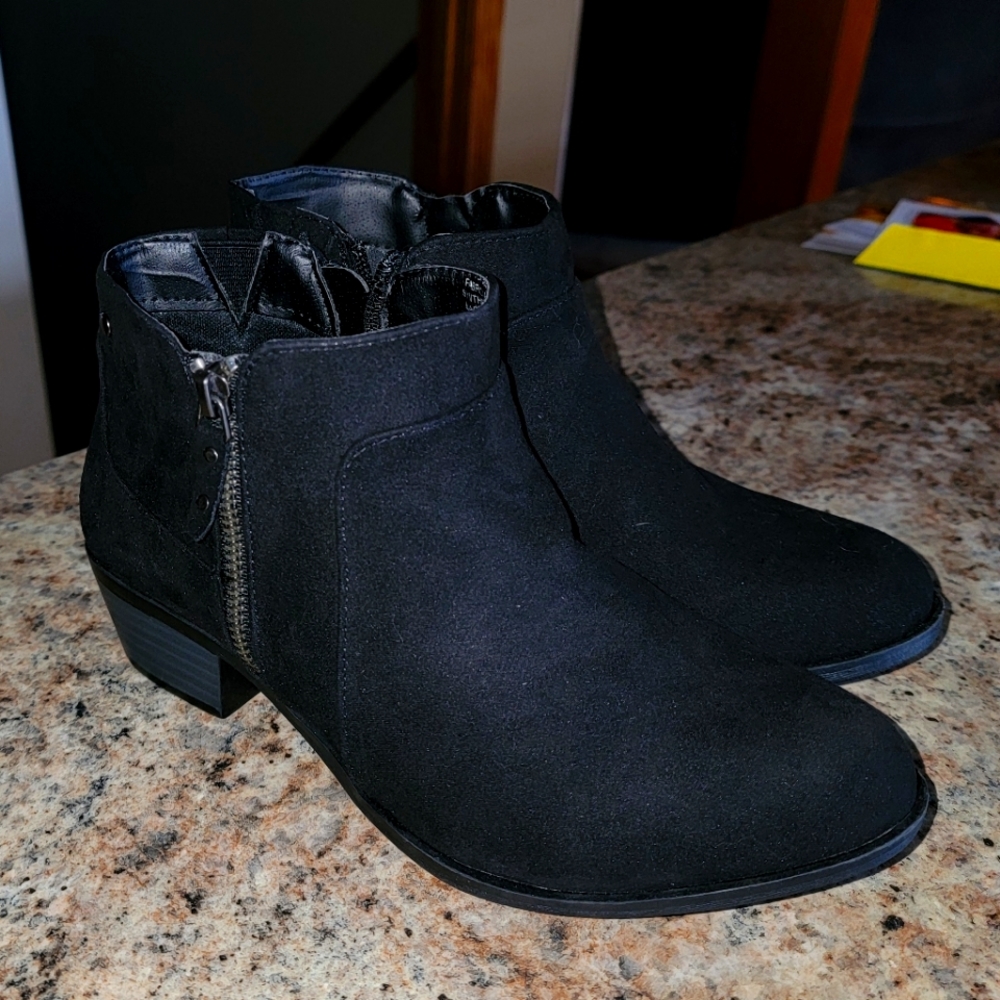 Brand New Size 8 Torrid WW Booties